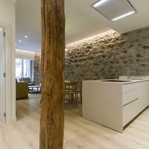 https://the-rentals-collection-buen-pastor-ii.sansebastianhotels.net